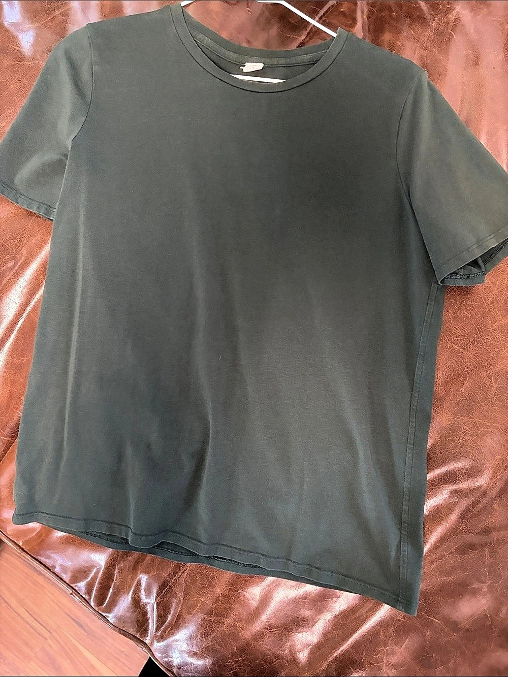 lululemon Short Sleeve Tee in Green Size Medium